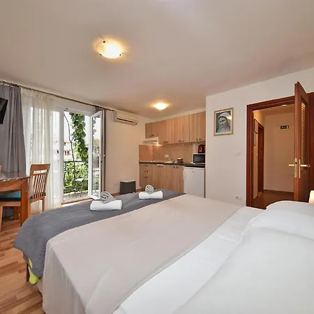 Fuer 2 Personen Ca 27 Qm In Rovinj, Istrien Istrische Riviera Apartment