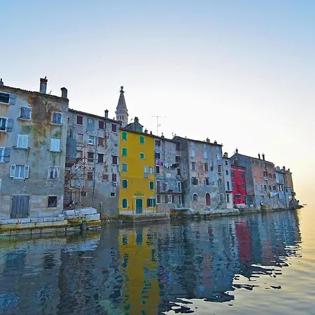 Fuer 2 Personen Ca 27 Qm In Rovinj, Istrien Istrische Riviera Apartment *