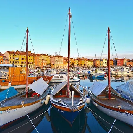 Apartment Fuer 2 Personen Ca 27 Qm In Rovinj, Istrien Istrische Riviera *